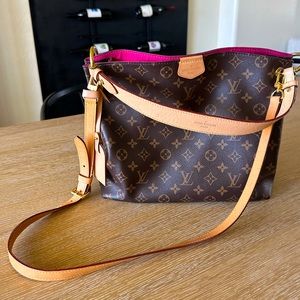 Louis Vuitton Graceful PM Peony - in excellent condition!